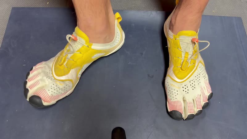 Still from my Vibram FiveFingers V-Run (men's) video